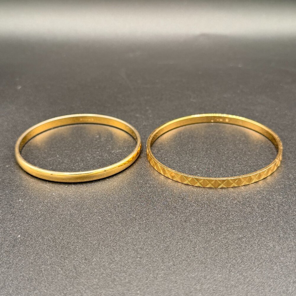 VTG MONET Gold Tone Bangle Bracelet Set (2) - Etched & Smooth - Signed Jewelry